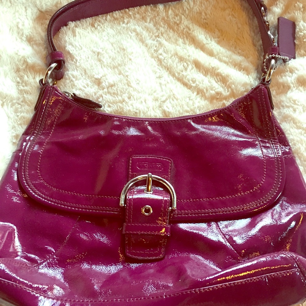 🌂SHINY PLEATHER BERRY COLOR COACH 🌂